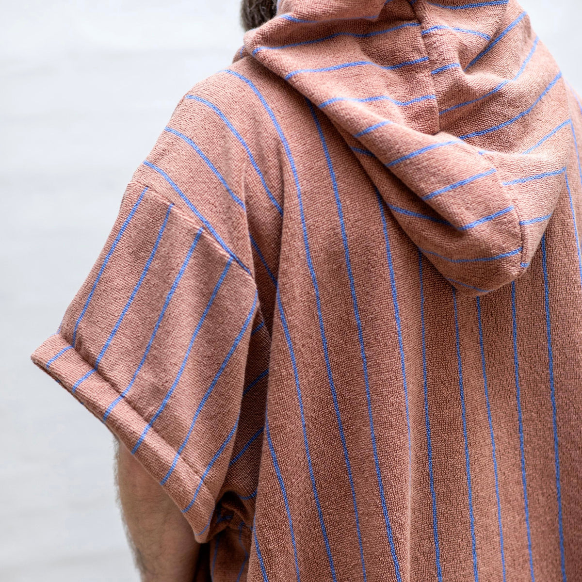 BONGUSTA Poncho „Naram Camel & Ultramarine S/M“ | Für Strand & Bad | Bongusta