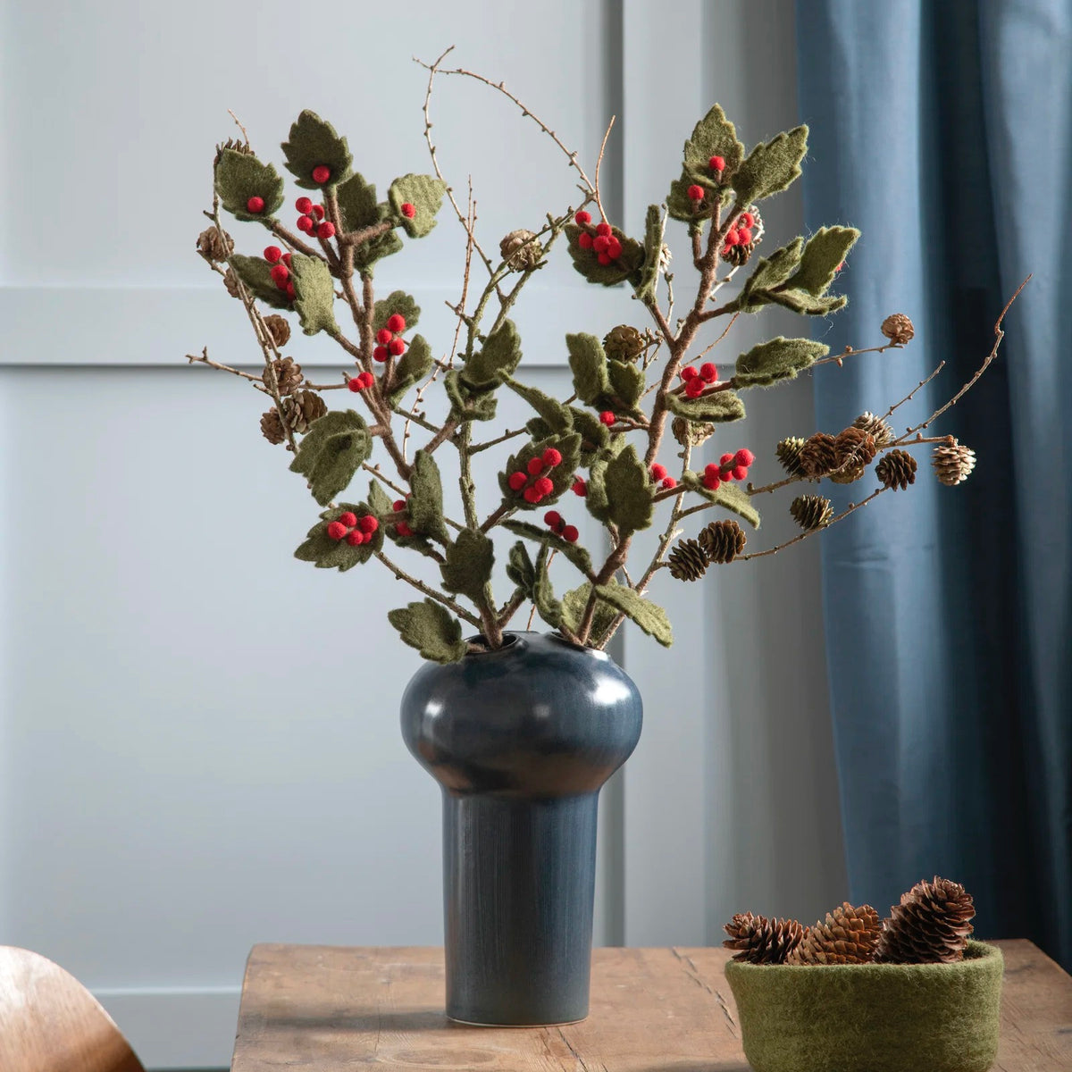 Gry & Sif Filz-Zweig “Holly Branch Big” | Weihnachtsdeko | Gry & Sif