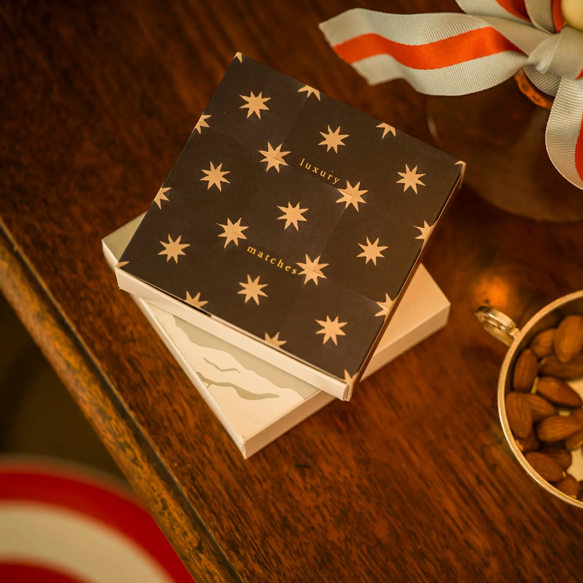 Archivist Lange Streichhölzer „Navy Star Tile“ | in Square Matchbox | Archivist