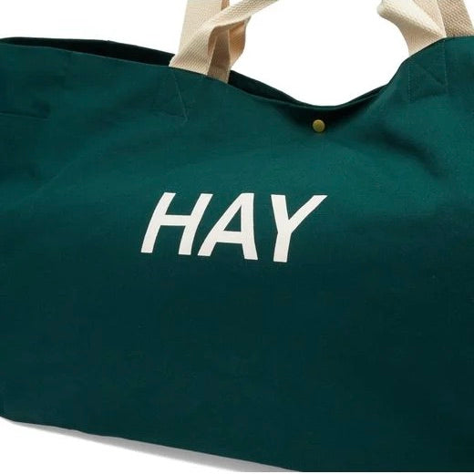HAY Weekend Bag „Organic Large Dark Green“ | Geräumig & lässig | HAY