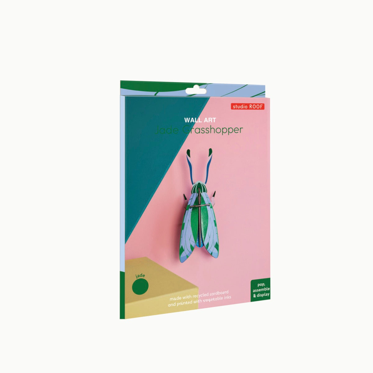 studio ROOF Wanddeko “Jade Grasshopper” | 3D Insekten Design | Studio Roof