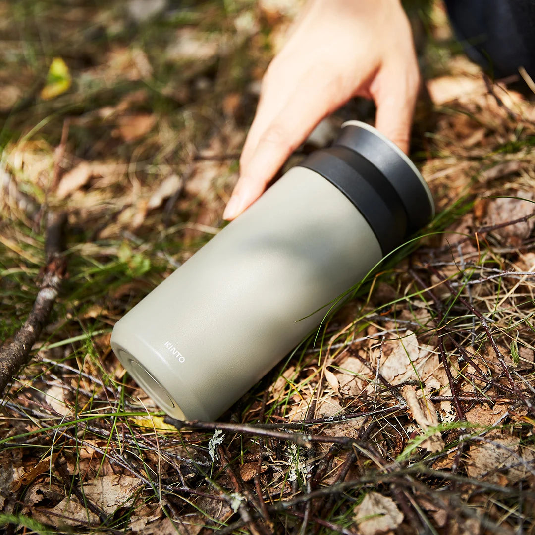 KINTO Thermobecher "Travel Tumbler" Sand Beige 350ml | doppelwandig isoliert | KINTO