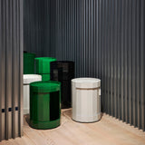 HAY Container „Facet Cabinet High Spinach Green“ (mit Rollen) | Beistelltisch mit Farbe | HAY