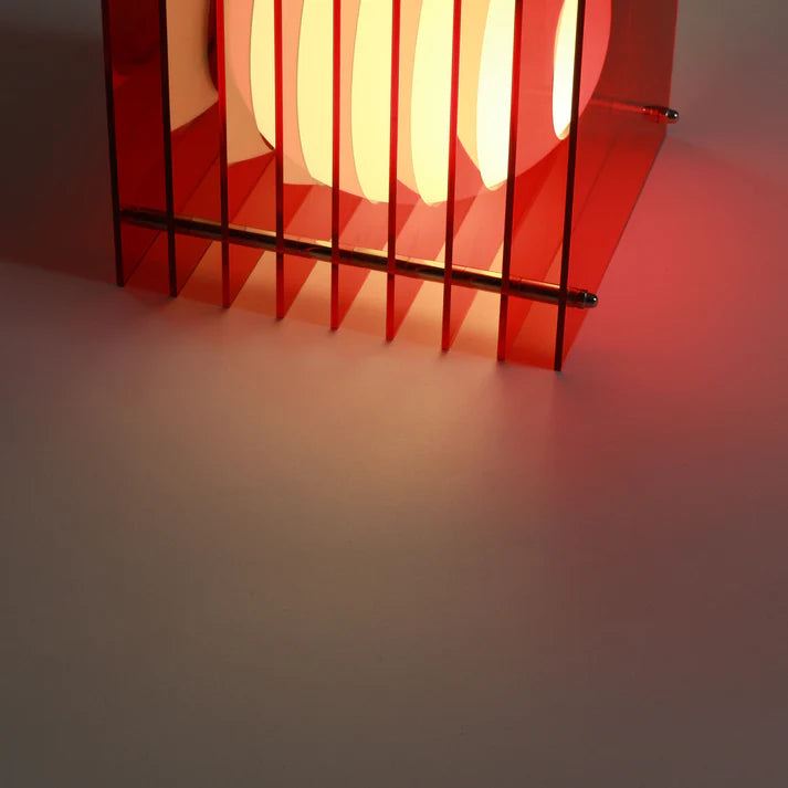 BANG Leuchte “Square Small” Red | Quadratisch & leuchtend | BANG