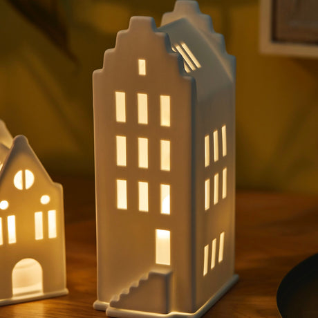Lichthaus “Giebeldach” | Porzellan Windlicht | räder