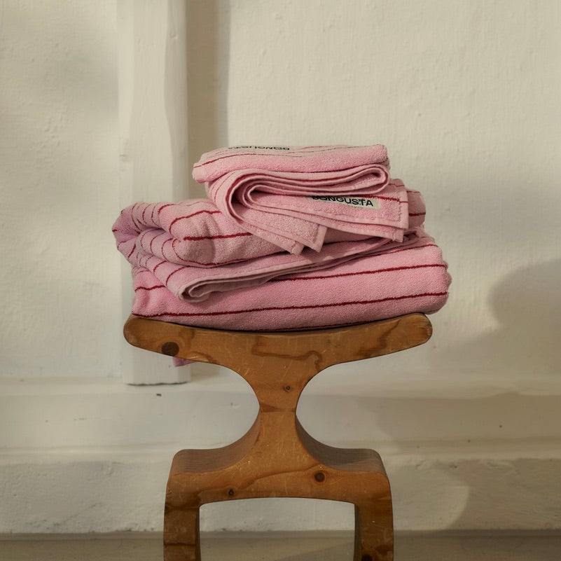 BONGUSTA Badetuch BONGUSTA “Baby Pink & Ski Patrol” | 70x140cm Baumwolle | Sanft & Luxuriös