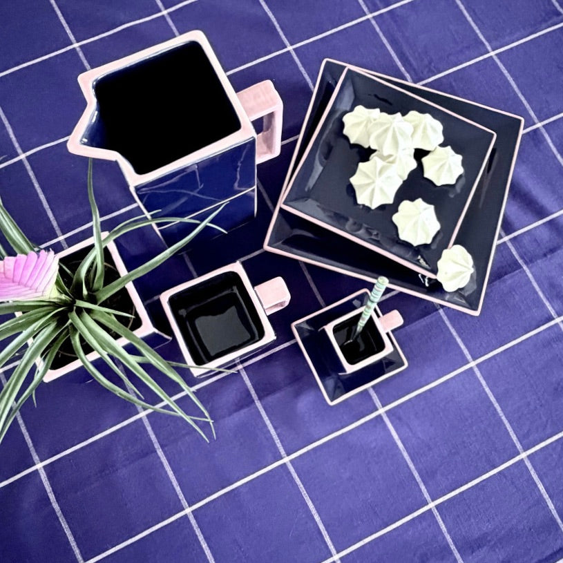 Table Machine Tischdecke “Tile” 300 x 150 cm Blue & Pink | Großformat Design | Table Machine