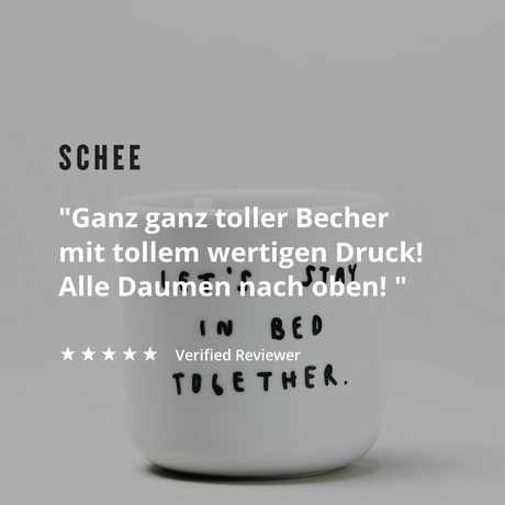 YAHYA Studio Becher „Let's Stay in Bed Together“ | Gemütlicher Spruch | YAHYA Studio