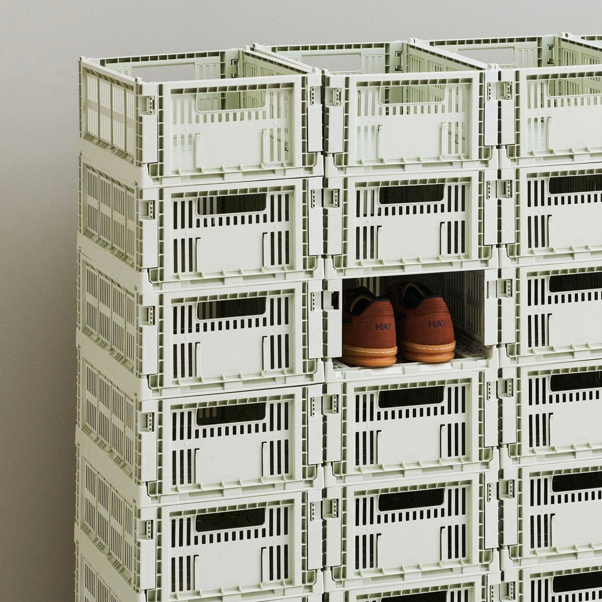 HAY Faltbox „Colour Crate Medium Mint“ | Praktisch in Pastellgrün | HAY