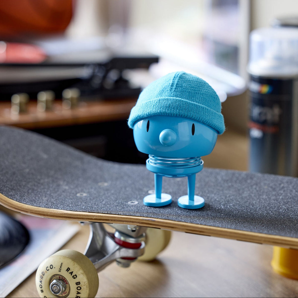 Hoptimist Hoptimist “Hipster” Turquoise | Wackelfigur | Hoptimist