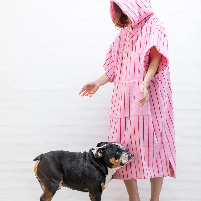BONGUSTA Poncho „Naram Baby Pink & Sky Patrol Red“ (S/M) | BONGUSTA | Kuscheliger Poncho