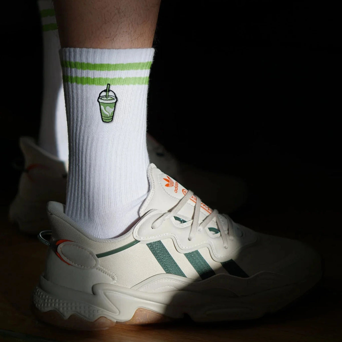 Fashion Drinks Bio-Baumwollsocken “Iced Matcha Latte Stripes” | Fashion Drinks