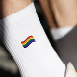 Fashion Drinks Bio-Baumwollsocken “Pride Flag” | Pride Statement | Fashion Drinks