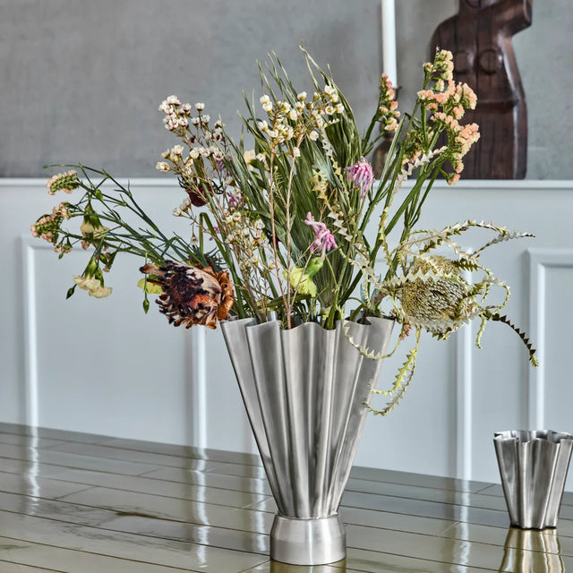 House Doctor Vase “Flood Large” Silber | Skulpturales Design | House Doctor