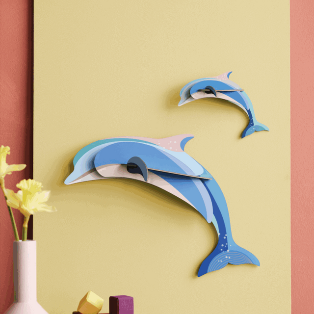 studio ROOF Wanddeko studio ROOF “Dolphin Couple” | Verspielte Delfin-Deko aus Karton