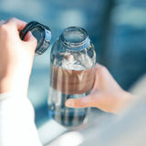 KINTO Trinkflasche "Water Bottle" Smoke 950ml | Minimalistisch & Funktional | KINTO